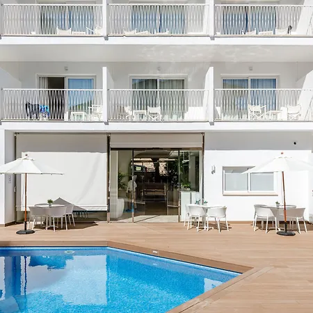 Tora Hotel