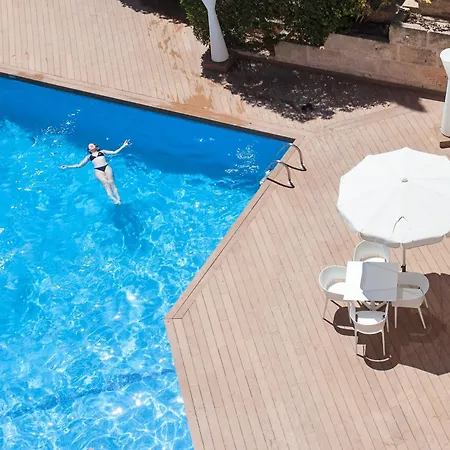 Hotel Tora 3*